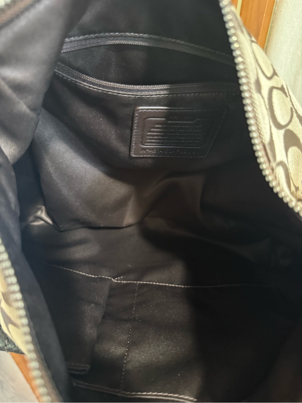 Coach Charlie Signature Python Hobo style - Picture 6 of 12